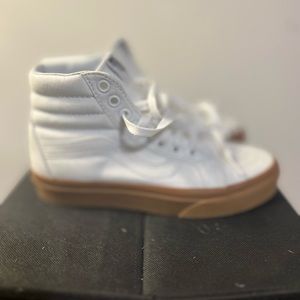 VANS SK8-Hi White Gum Sole